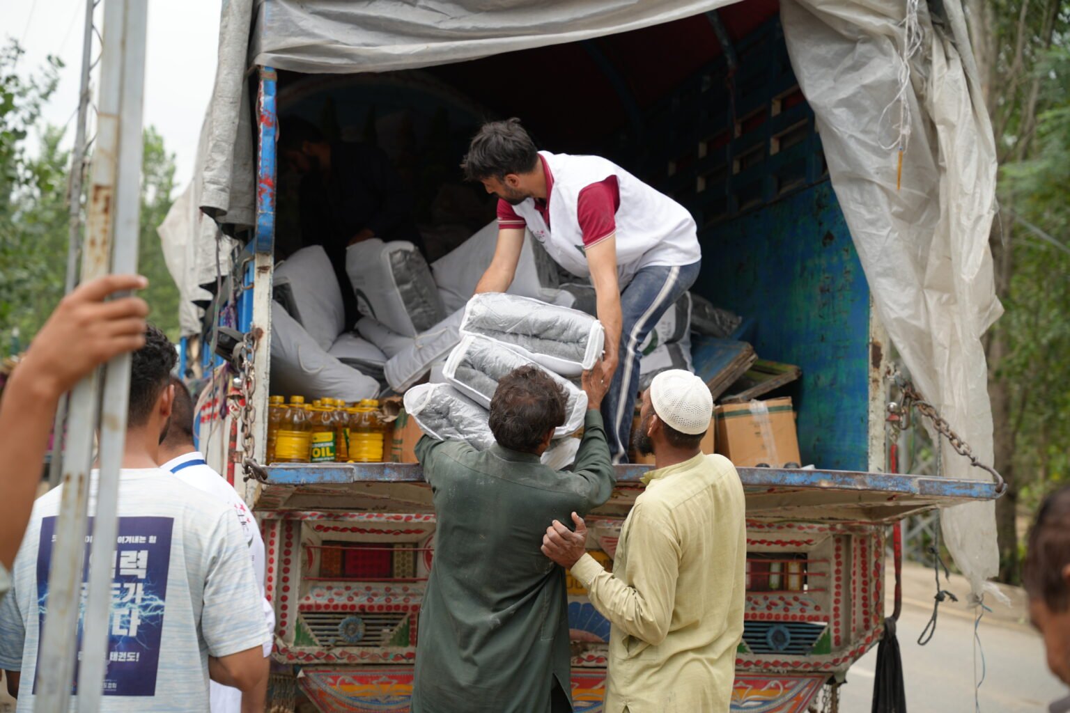 Khubaib Foundation Winter Distribution